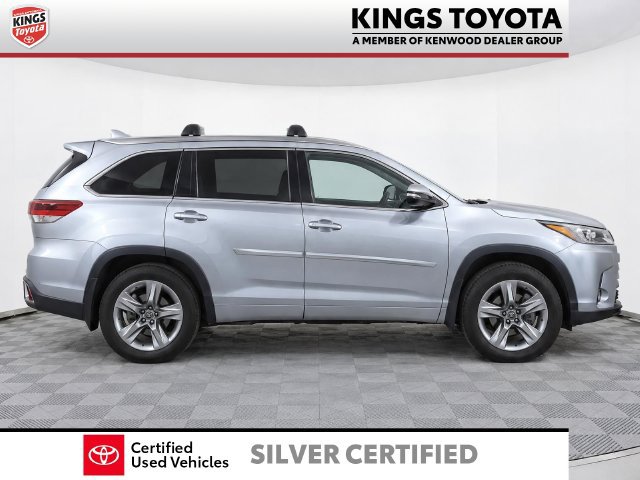 Certified 2018 Toyota Highlander Limited AWD/4WD image 9