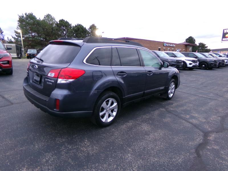 Used 2014 Subaru Outback 3.6R Limited image 3