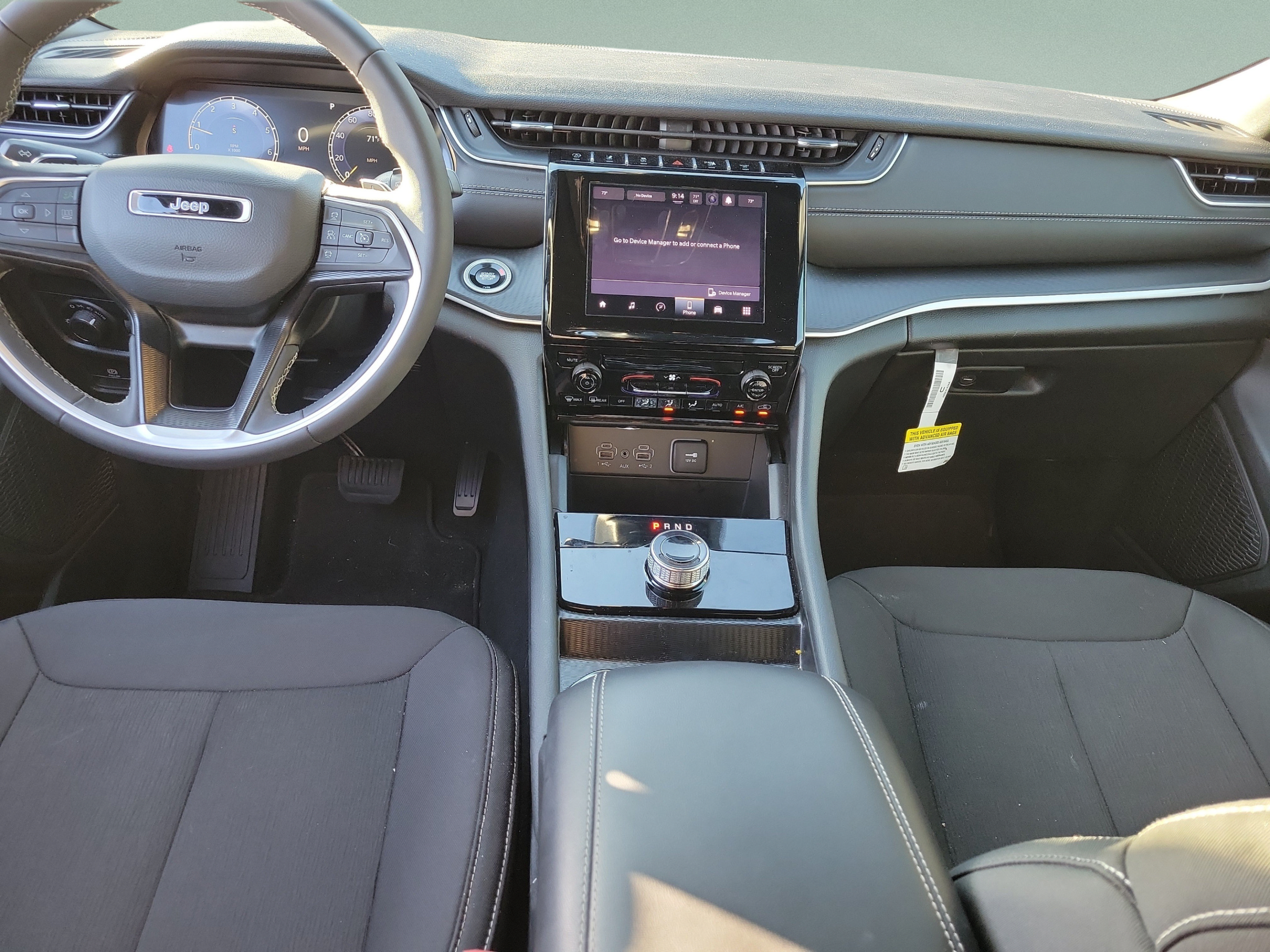 Certified 2025 Jeep Grand Cherokee Laredo RWD image 13
