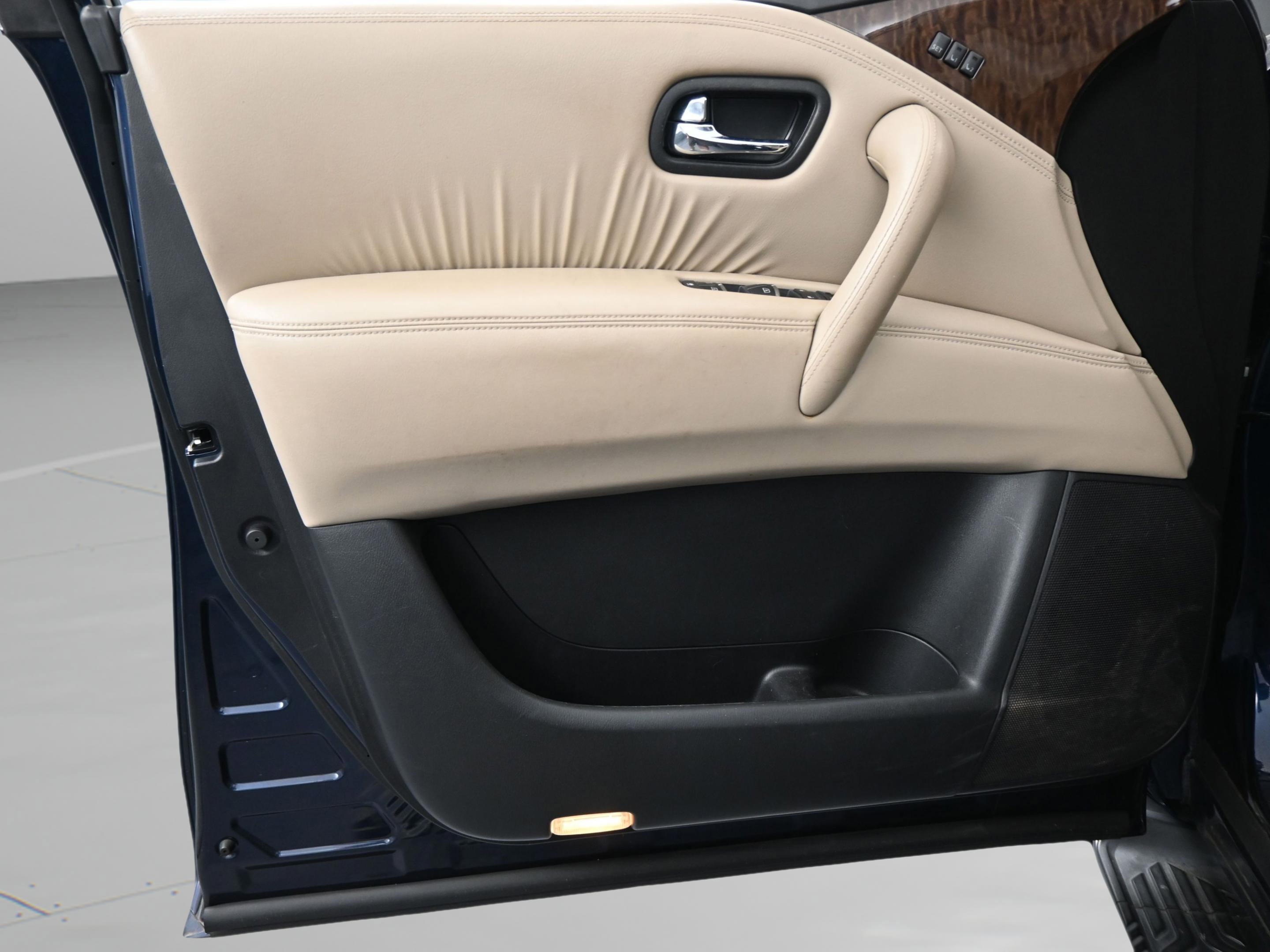 Used 2018 Nissan Armada SL w/ Premium Package image 31