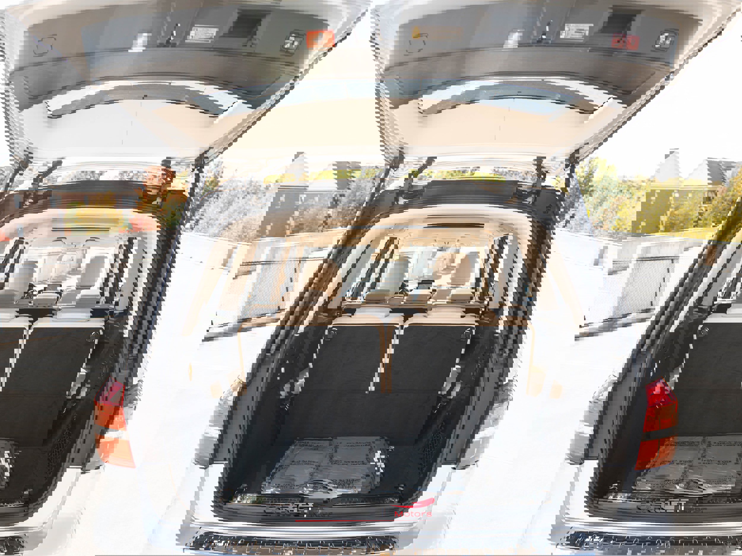 Used 2018 Mercedes-Benz GLS 450 4MATIC w/ Premium Package image 50