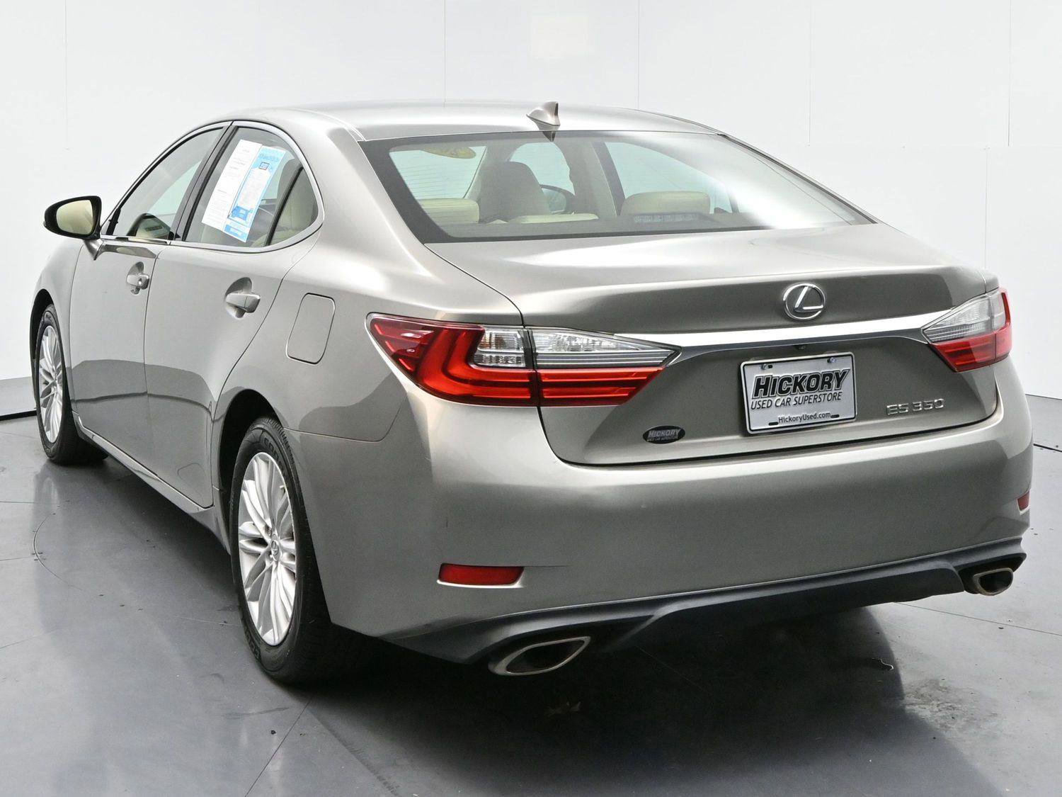 Used 2018 Lexus ES 350 w/ Accessory Package image 2