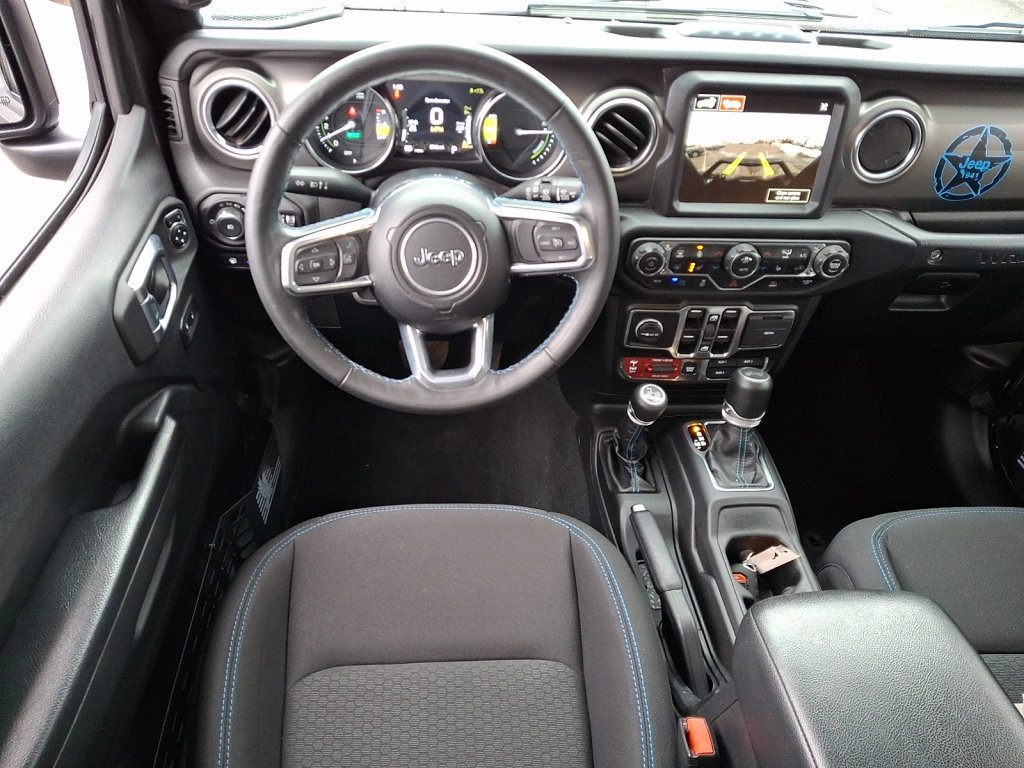 Used 2022 Jeep Wrangler Unlimited Rubicon 4xe w/ Cold Weather Group image 22