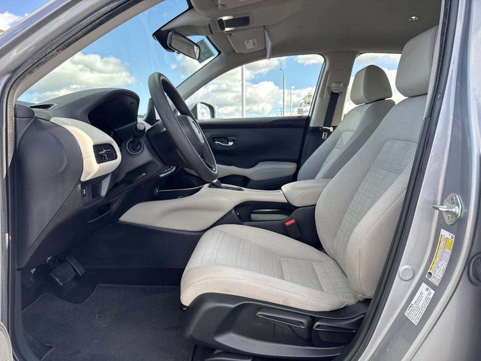 Certified 2023 Honda HR-V LX image 21