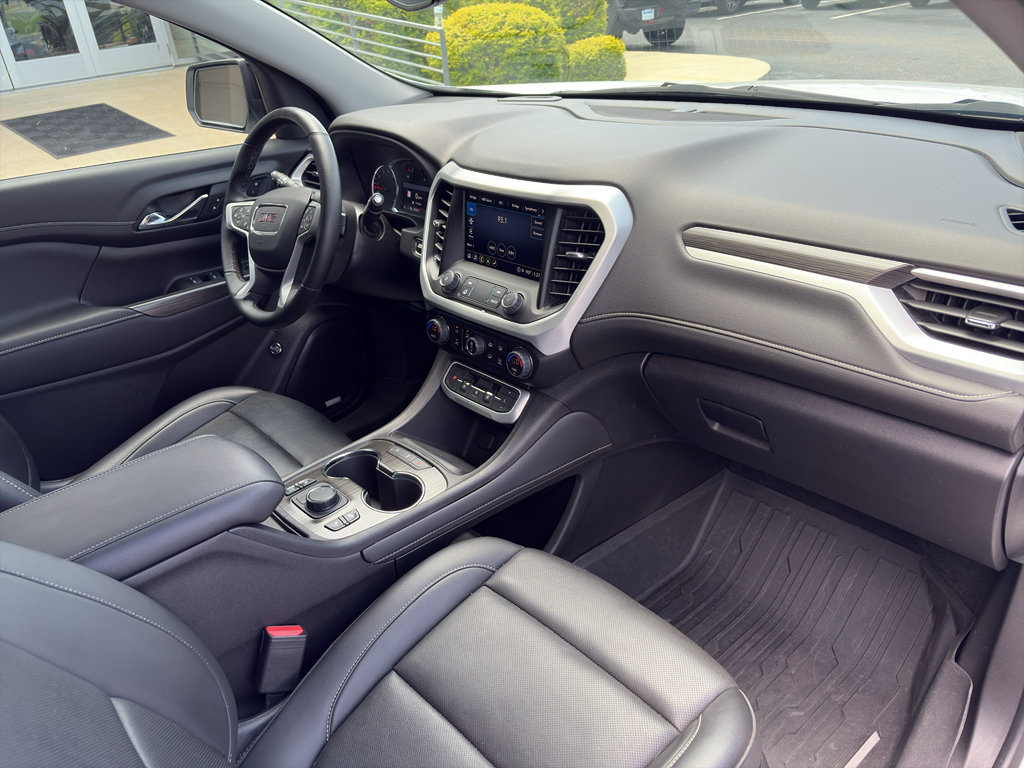 Used 2023 GMC Acadia SLT w/ Elevation Edition FWD image 13
