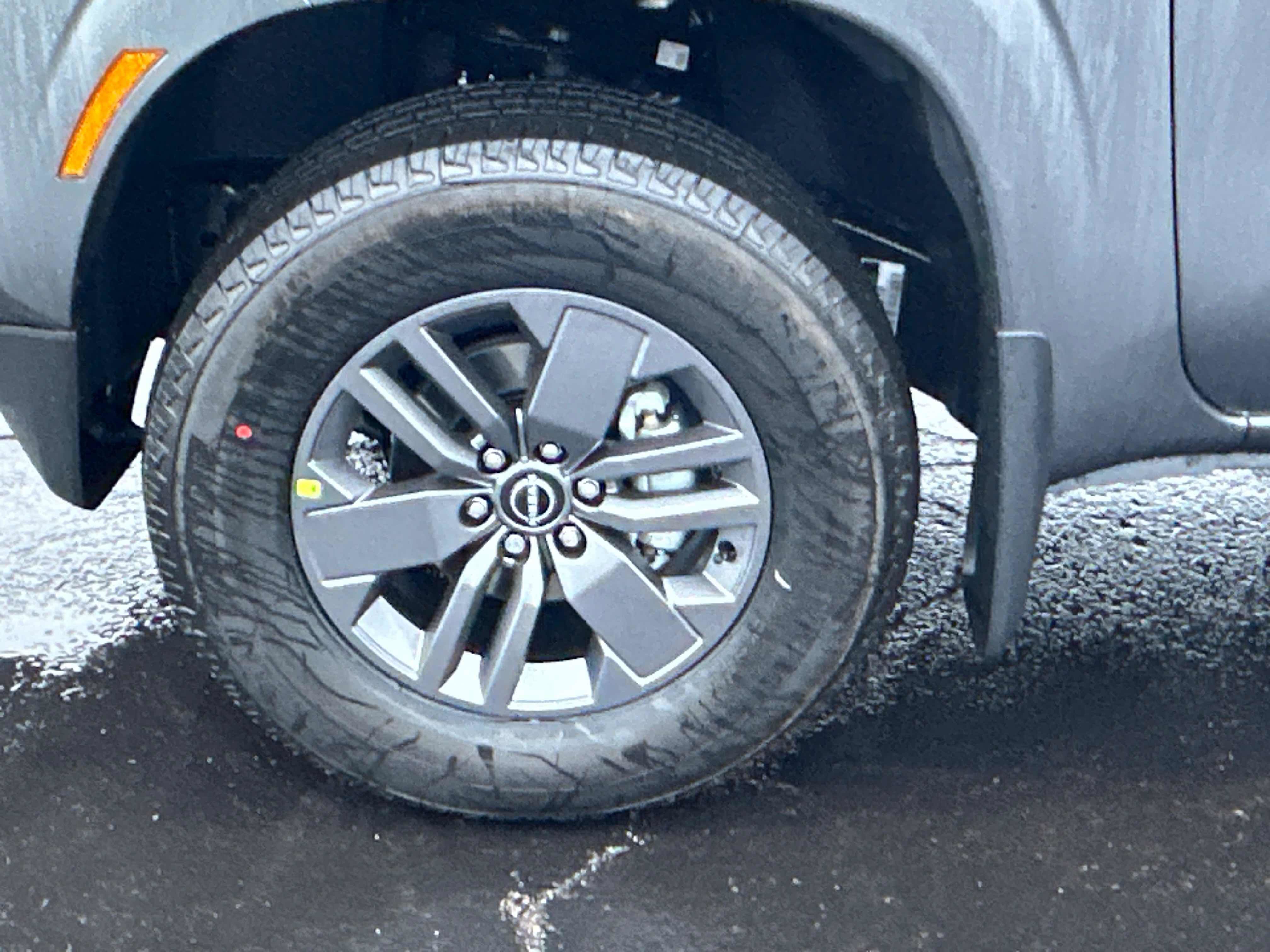 New 2026 Nissan Frontier SV w/ SV Convenience Package image 10