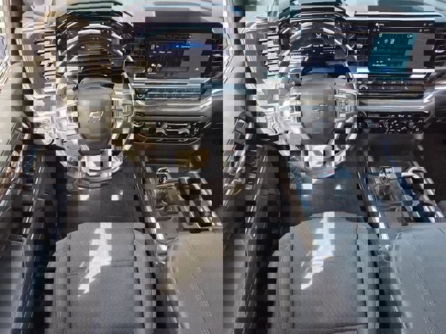 Used 2024 Chevrolet Silverado 1500 LT Trail Boss w/ Protection Package image 17