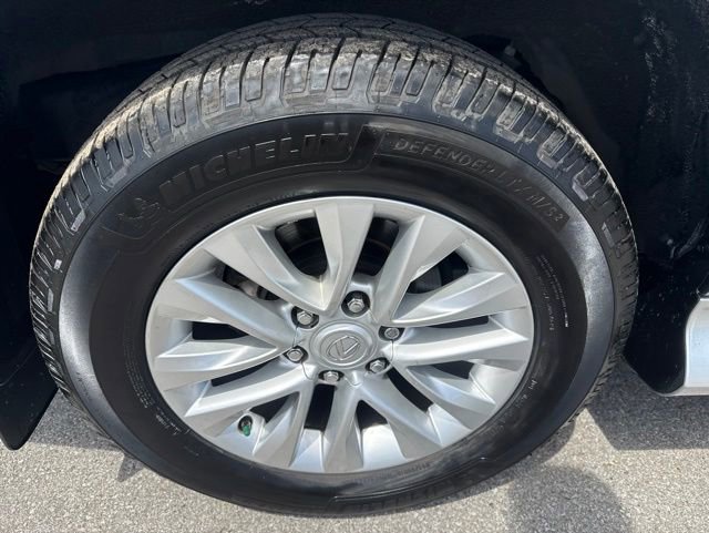 Used 2018 Lexus GX 460 Premium w/ Premium Package AWD/4WD image 15