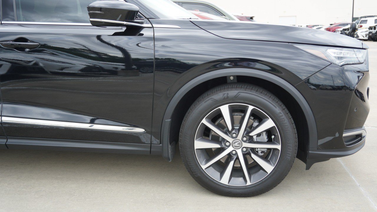 Used 2026 Acura MDX w/ Technology Package FWD image 4