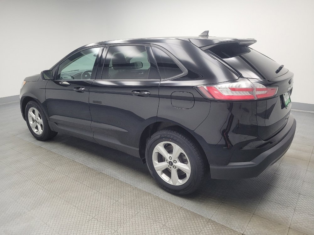 Used 2024 Ford Edge SE image 3