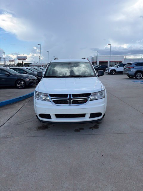 Used 2020 Dodge Journey SE FWD image 2