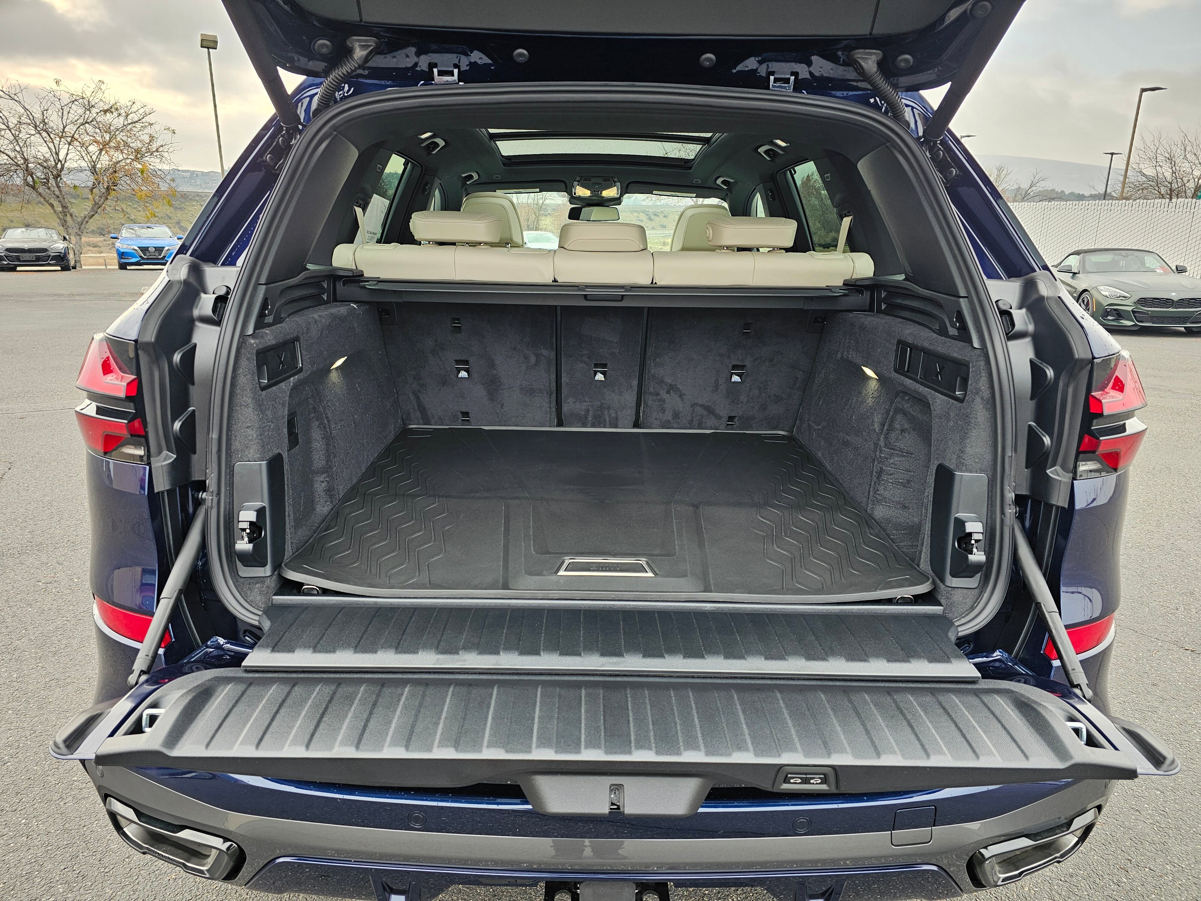New 2026 BMW X5 xDrive40i w/ M Sport Package image 30
