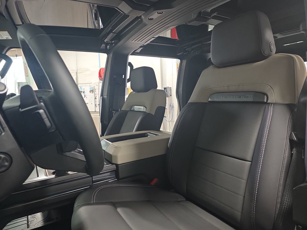 New 2026 GMC Hummer EV SUV w/ LPO, Dark Essentials Package image 15