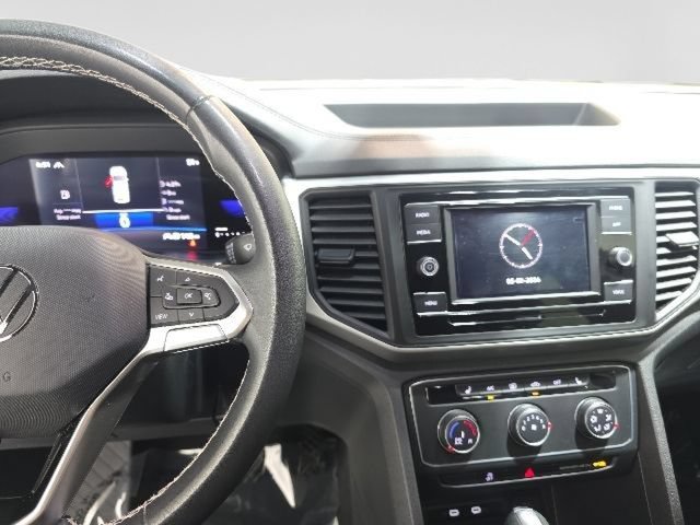 Used 2023 Volkswagen Atlas Cross Sport SE AWD/4WD image 17