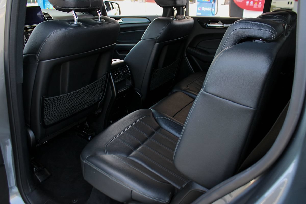 Used 2018 Mercedes-Benz GLS 450 4MATIC image 16
