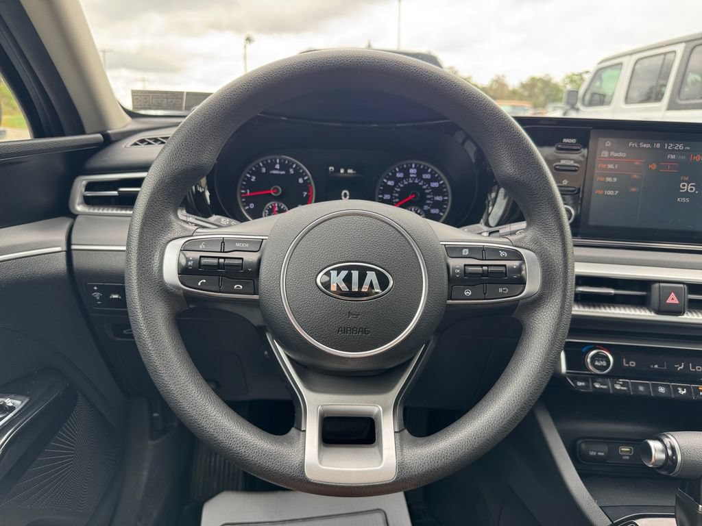 Used 2021 Kia K5 LXS FWD image 15