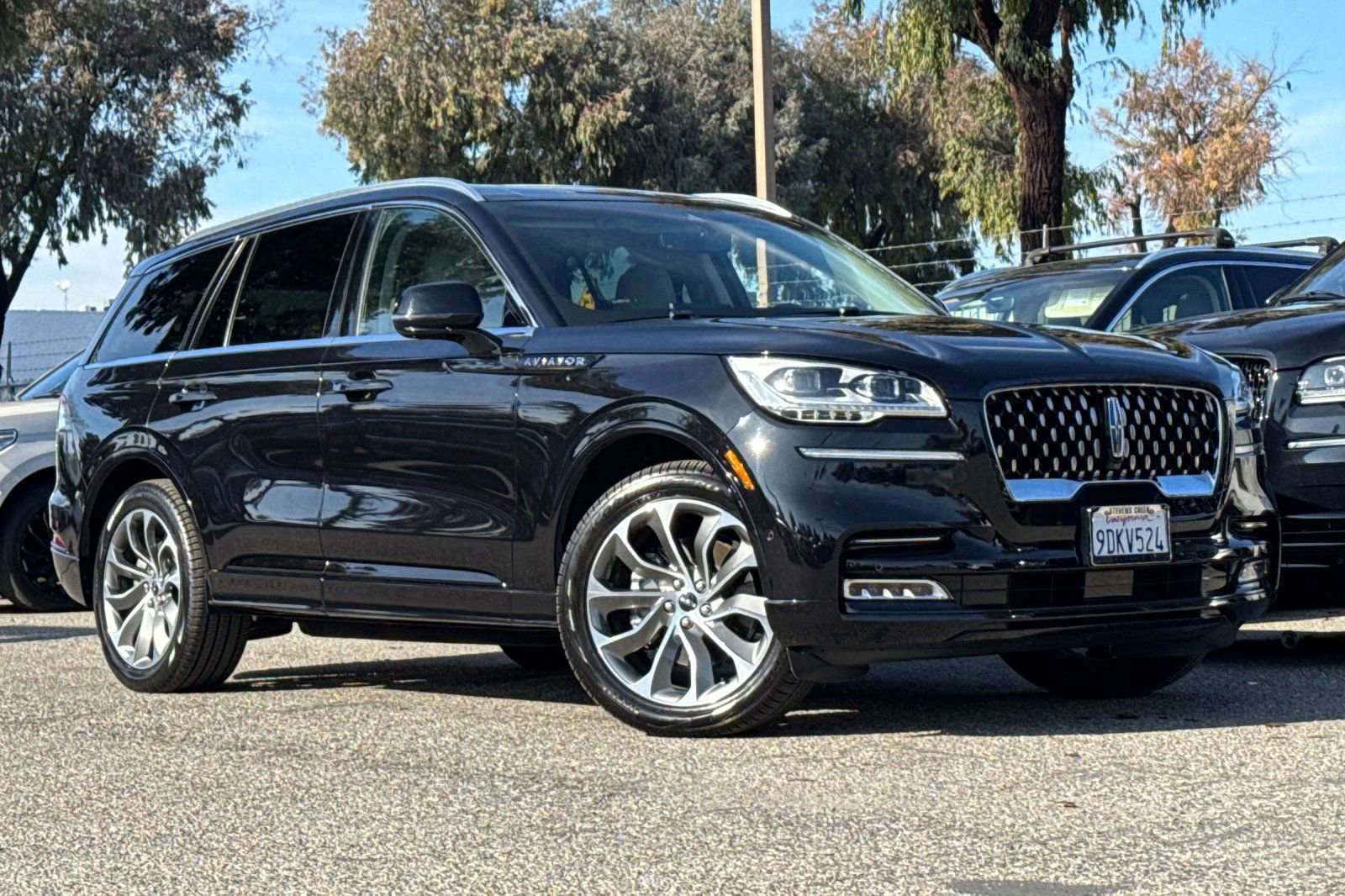 Certified 2022 Lincoln Aviator Grand Touring w/ Equipment Group 301A image 2