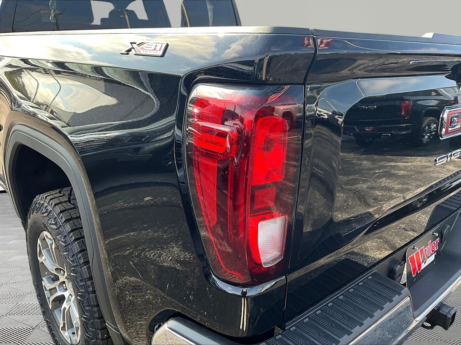 New 2026 GMC Sierra 1500 Pro w/ Pro Value Package AWD/4WD image 14