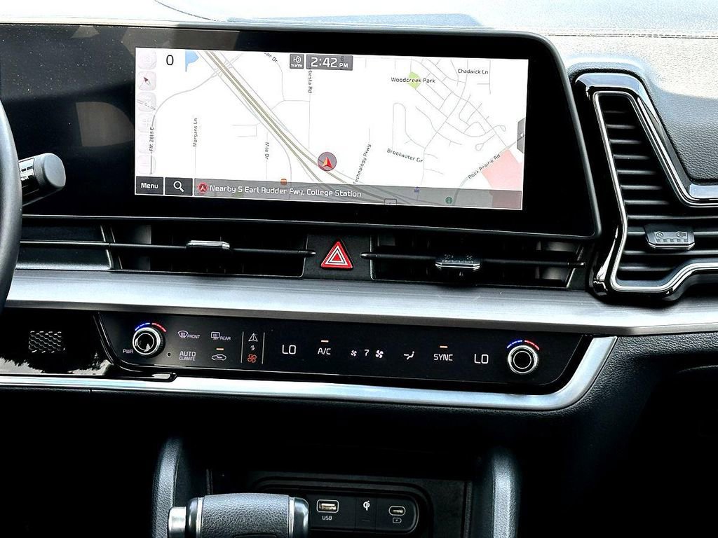 Used 2023 Kia Sportage EX image 30