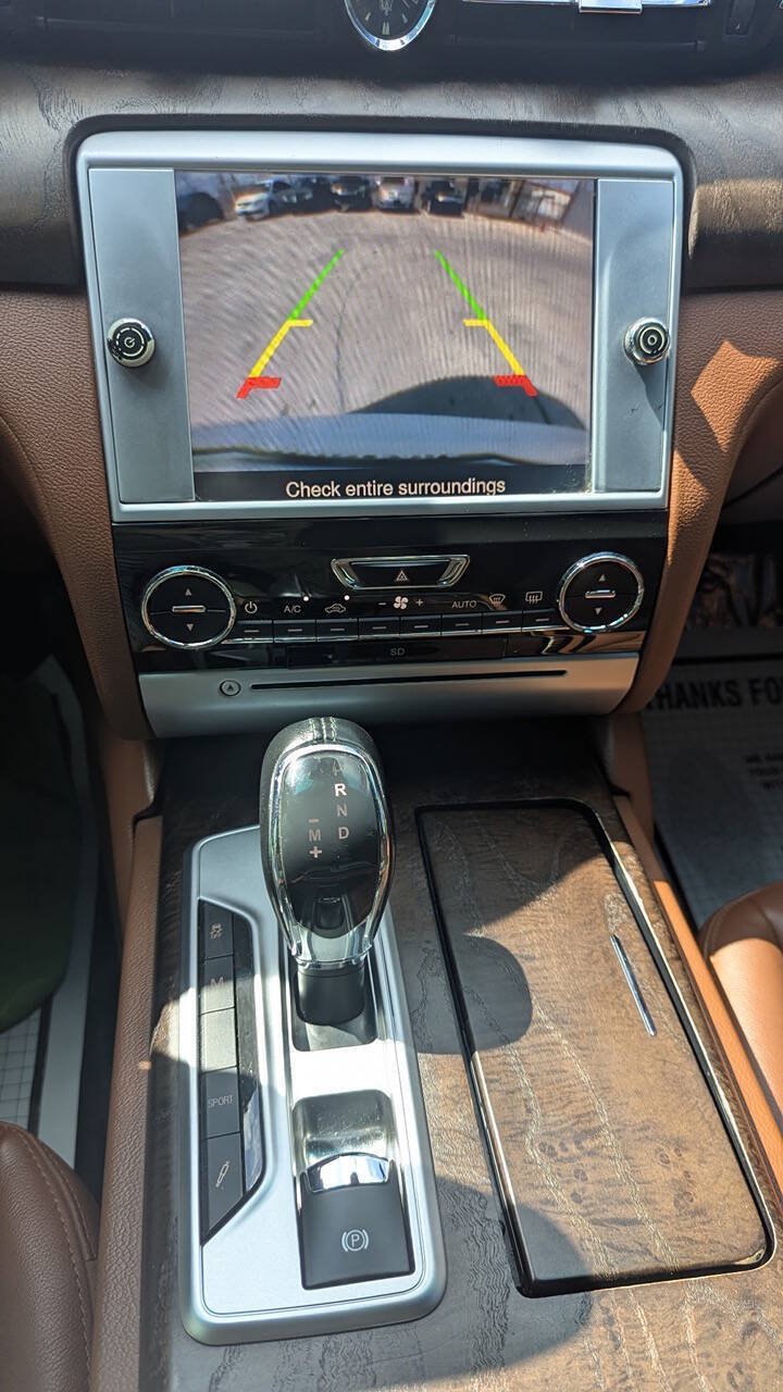 Used 2016 Maserati Quattroporte S RWD image 9