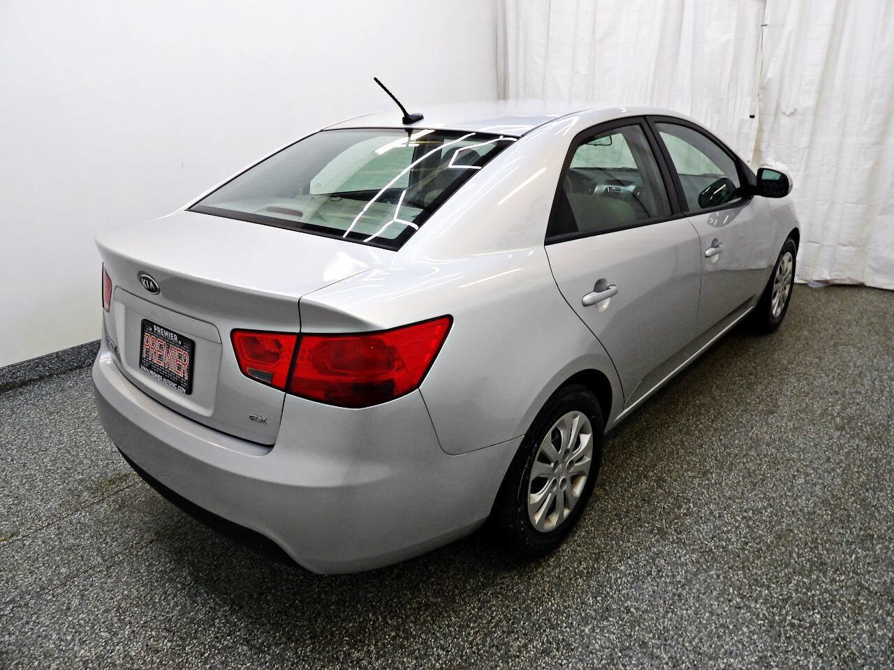 Used 2013 Kia Forte EX FWD image 6