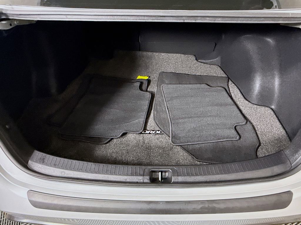 Certified 2023 Toyota Corolla SE w/ Carpet Mat Package (TMS) image 28