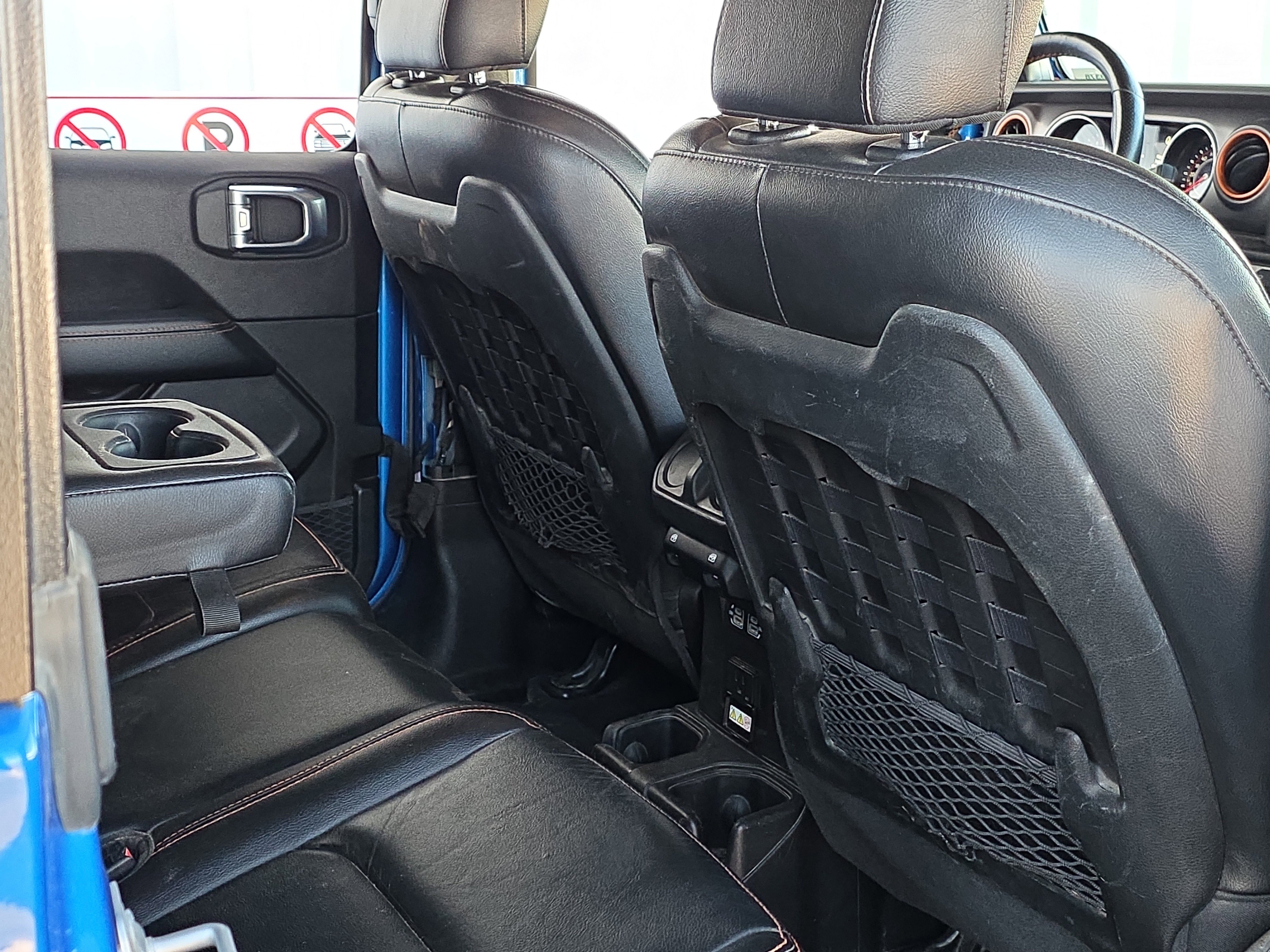 Used 2022 Jeep Gladiator Mojave w/ Cold Weather Group image 31