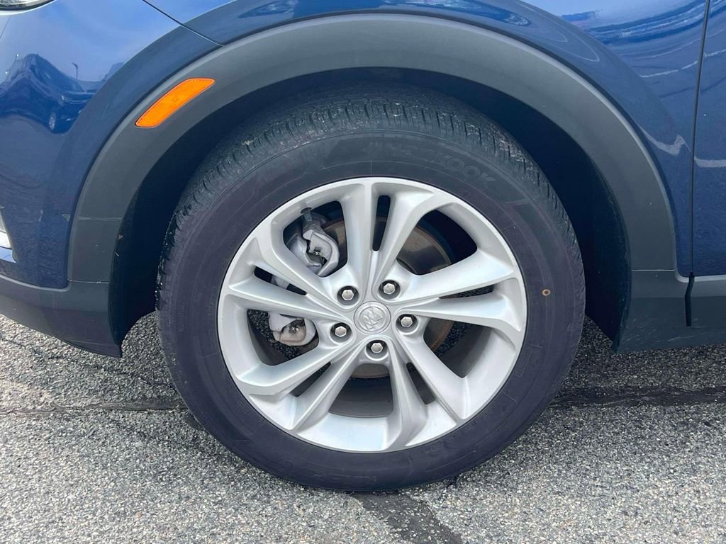 Used 2023 Buick Encore GX Preferred w/ Cold Weather Comfort Package FWD image 9