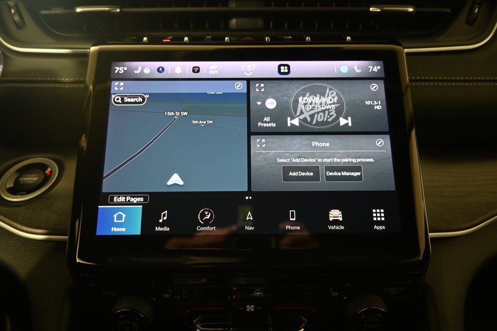 Used 2023 Jeep Grand Cherokee Limited w/ Black Appearance Package image 27