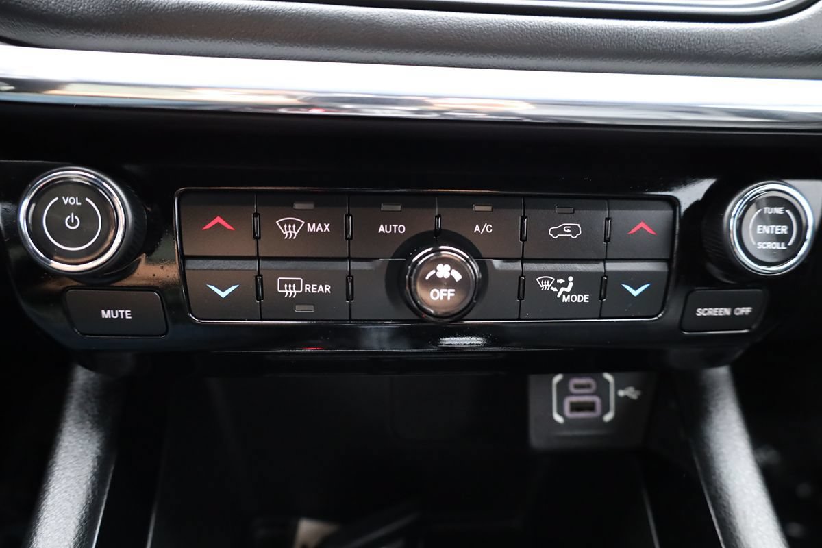 Used 2022 Jeep Compass High Altitude AWD/4WD image 35