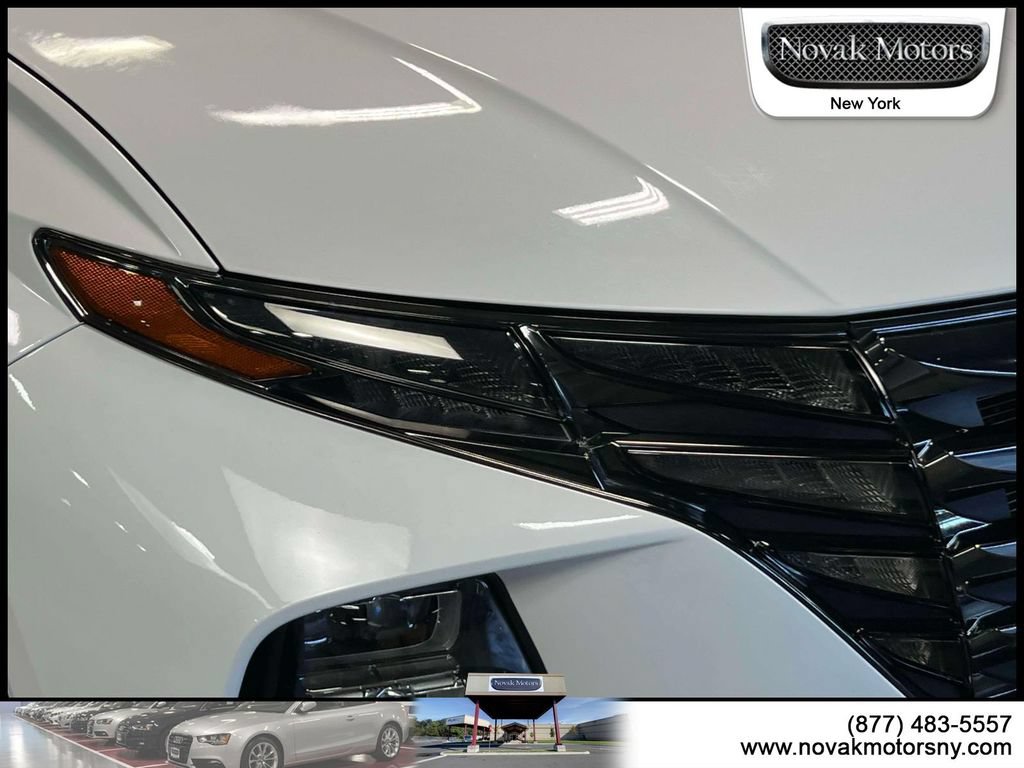 Used 2023 Hyundai Tucson Limited AWD/4WD image 10