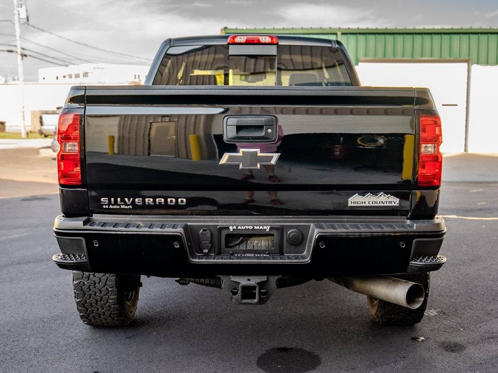 Used 2015 Chevrolet Silverado 2500 High Country w/ Duramax Plus Package AWD/4WD image 3