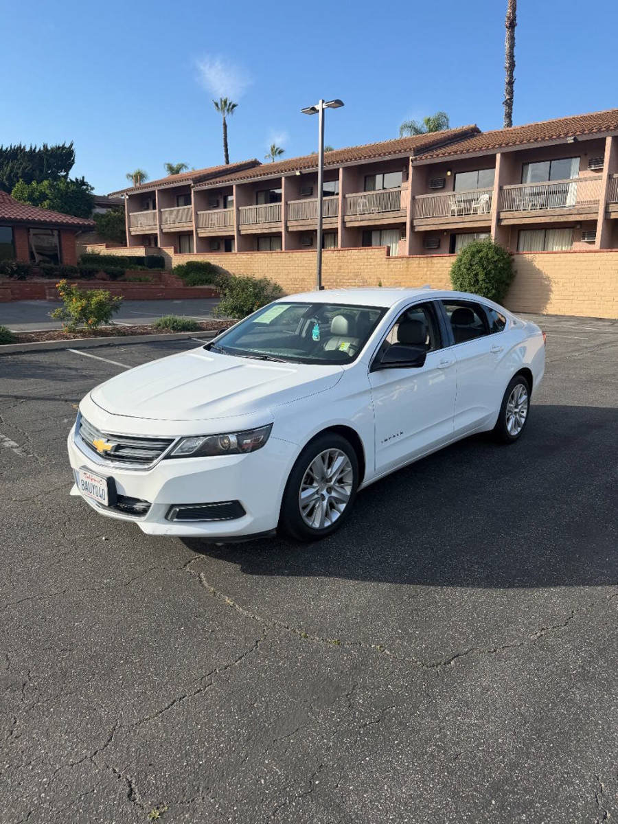 Used 2018 Chevrolet Impala LS FWD image 1