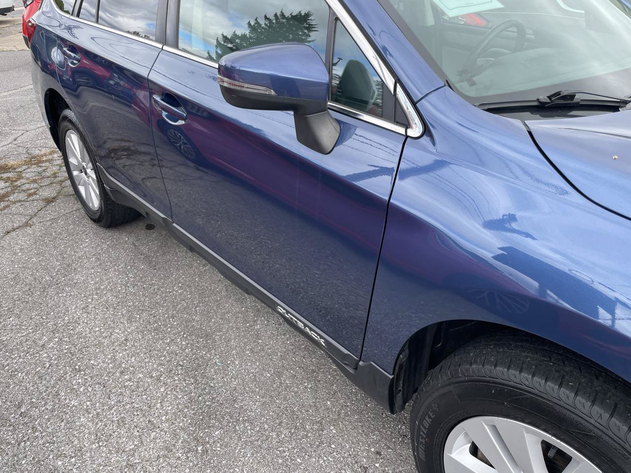 Used 2019 Subaru Outback 2.5i Premium AWD/4WD image 25