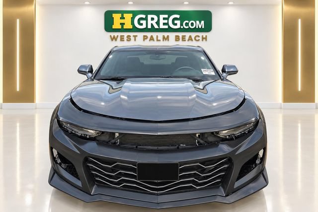 Used 2020 Chevrolet Camaro LT RWD image 7