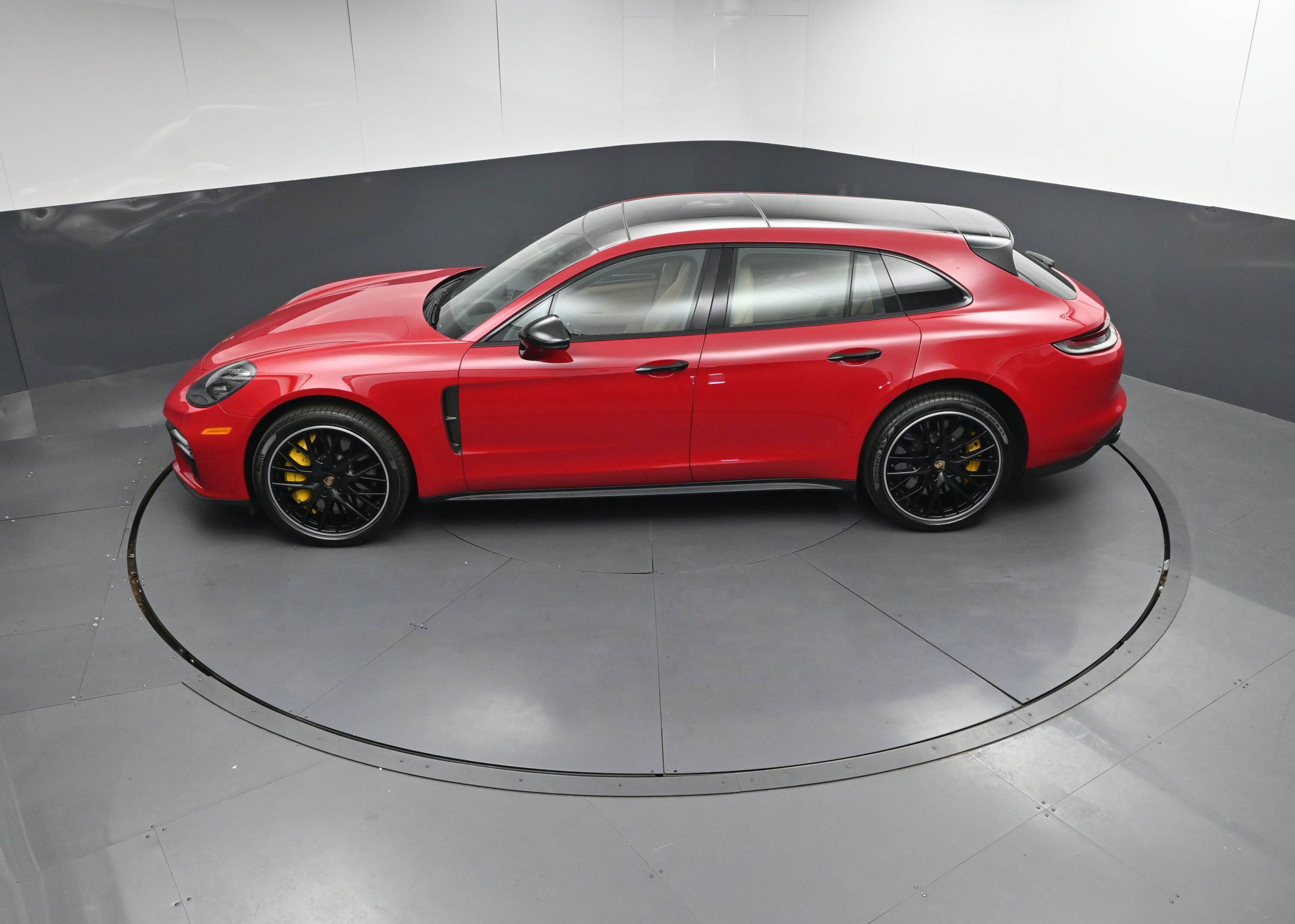 Certified 2023 Porsche Panamera Turbo S image 34