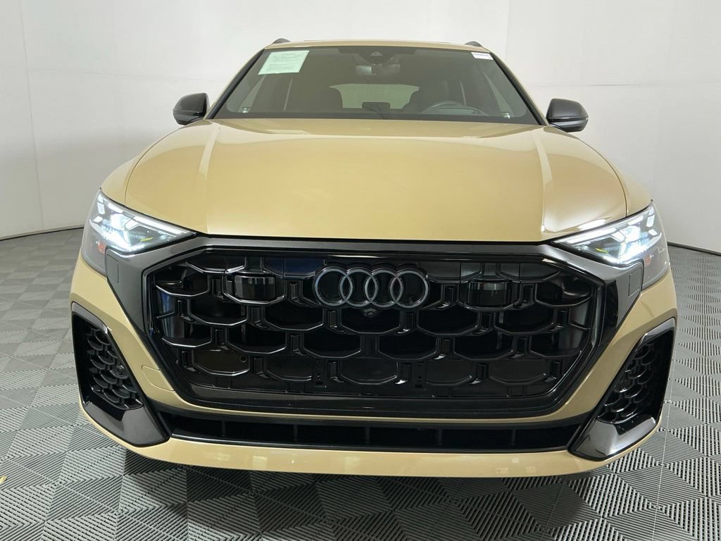 Used 2024 Audi SQ8 Prestige w/ Prestige Package AWD/4WD image 3