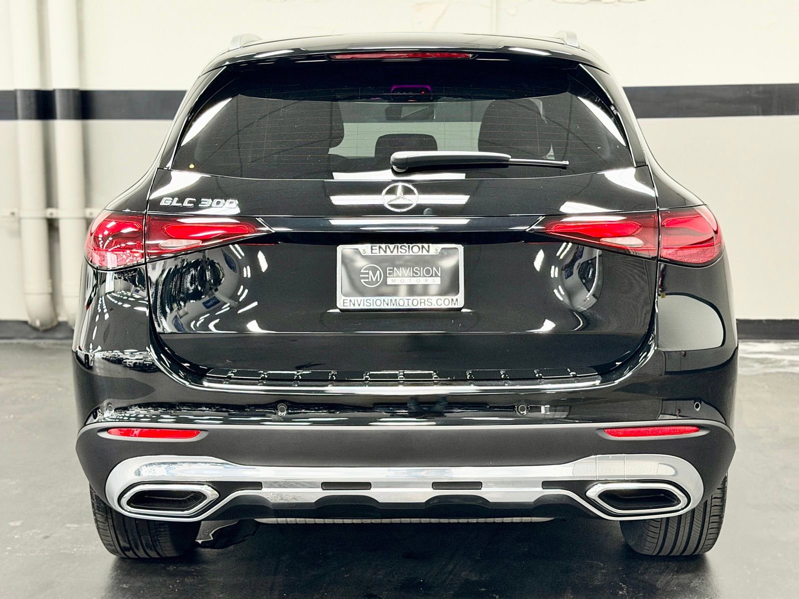 Used 2026 Mercedes-Benz GLC 300 image 11