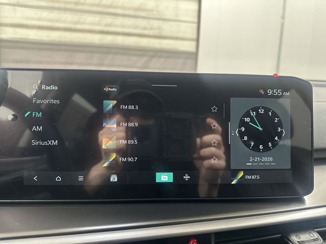 New 2026 Kia Sorento S w/ S Panoramic Sunroof Package image 13