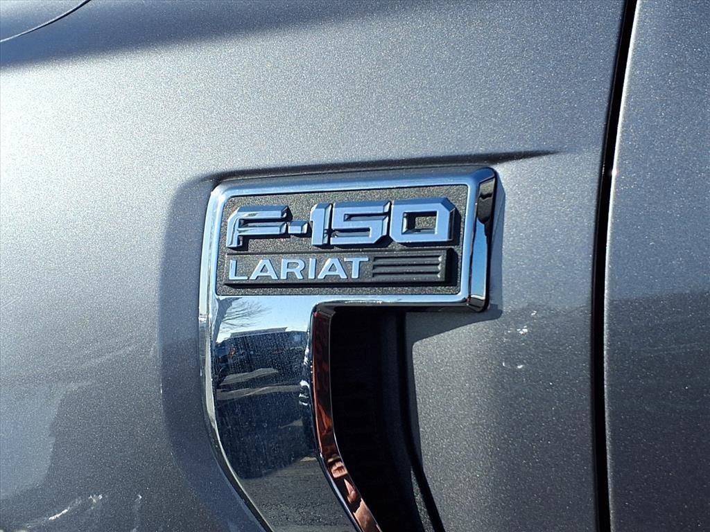 Used 2021 Ford F150 Lariat w/ Max Trailer Tow Package image 22