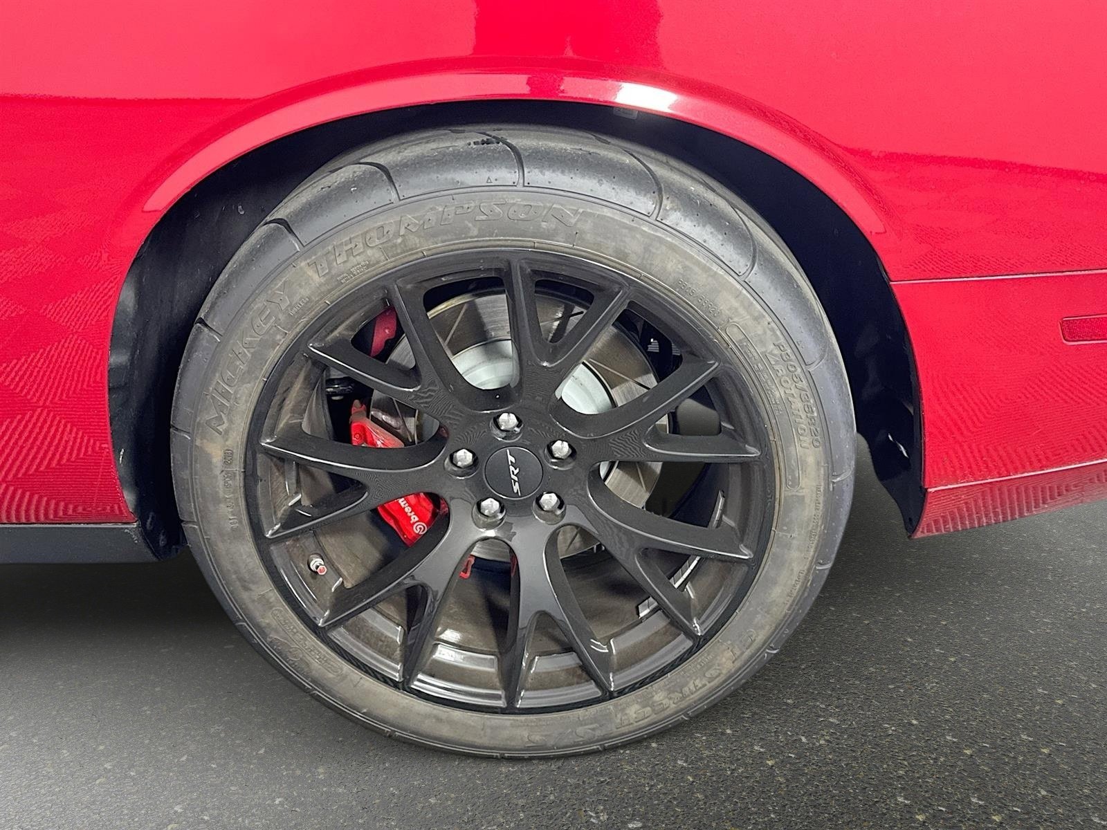 Used 2015 Dodge Challenger SRT Hellcat image 27