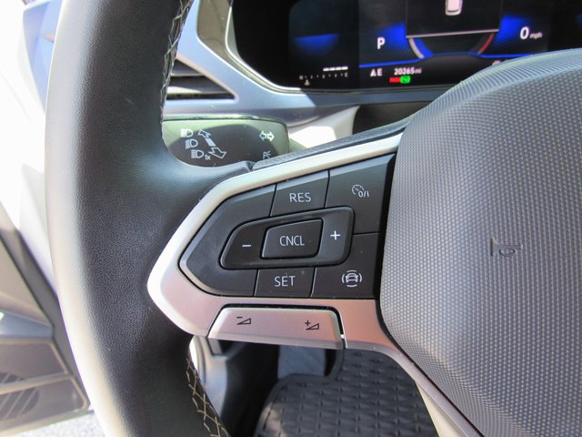 Used 2022 Volkswagen Taos SE image 23