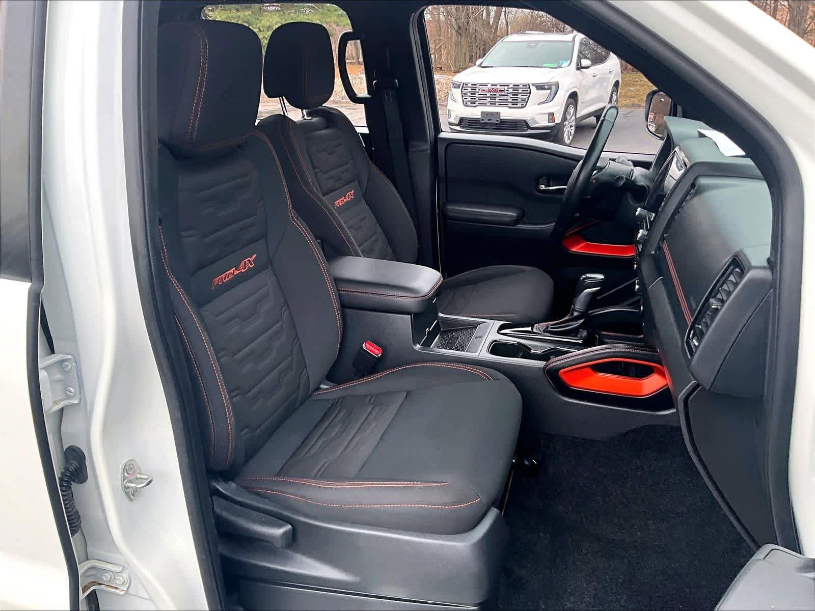 Used 2024 Nissan Frontier PRO-4X w/ Pro Convenience Package AWD/4WD image 11