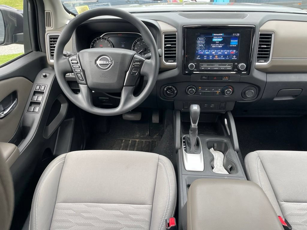 Certified 2023 Nissan Frontier SV w/ Tow Package AWD/4WD image 9