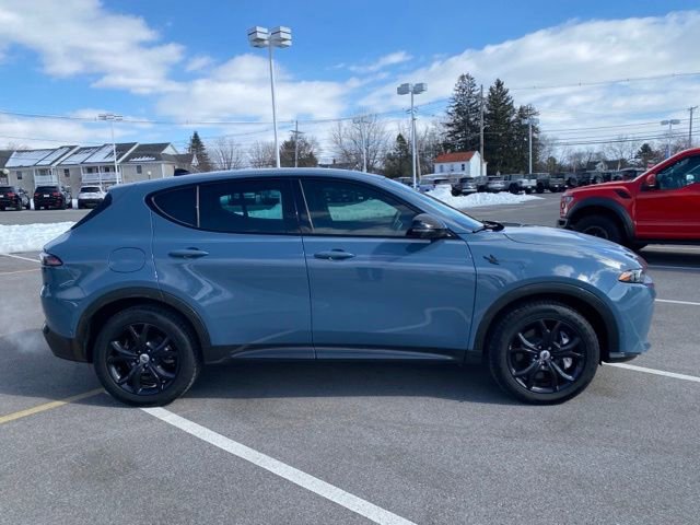 Used 2024 Dodge Hornet R/T Plus w/ Tech Pack Plus w/o Parking image 6