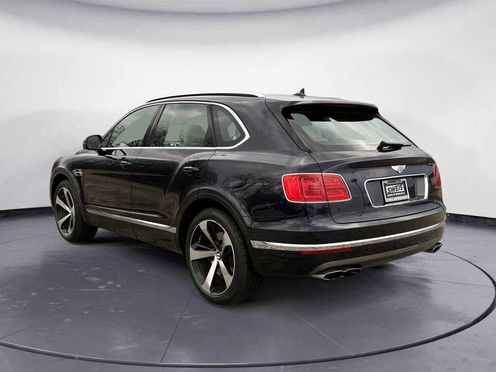 Used 2019 Bentley Bentayga AWD/4WD image 18