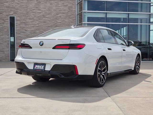 Used 2026 BMW 740i xDrive AWD/4WD image 5