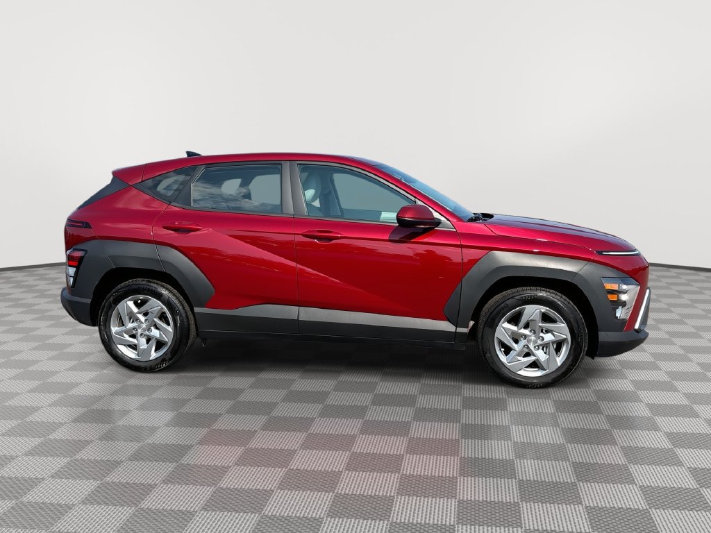 Used 2026 Hyundai Kona SE FWD image 9