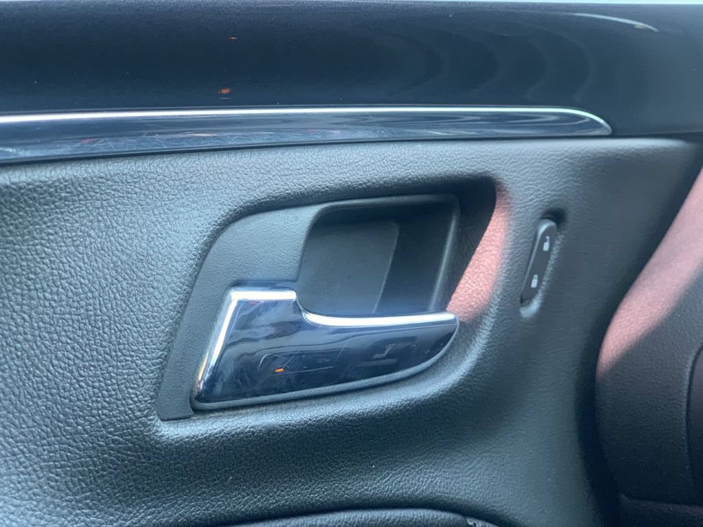 Certified 2019 Chevrolet Impala Premier FWD image 16