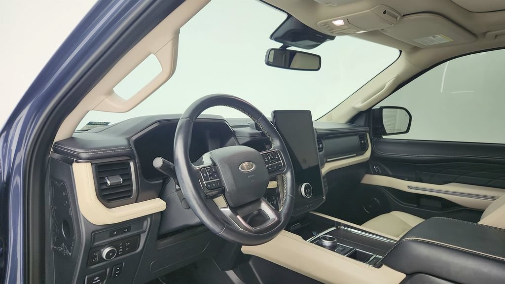 Used 2022 Ford Expedition Max Platinum RWD image 13